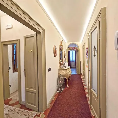 Apartment Mva Madama Verona Aparments Verona