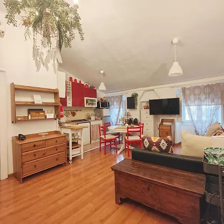 Apartment Mva Madama Verona Aparments